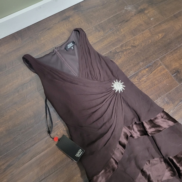 New TADASHI Shoji Dress Tiered Cocktail Formal Chocilate Brown Silk Size… - Picture 5 of 9